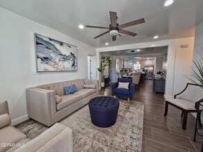 7321 Cuba Dr in El Paso, TX - Building Photo - Building Photo