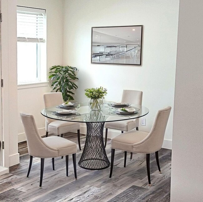 647 S 3rd W in St Anthony, ID - Building Photo - Building Photo