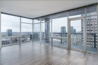 851 N La Salle Dr, Unit 1 in Chicago, IL - Building Photo - Building Photo