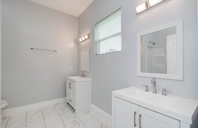 property at 984 County Rd 340