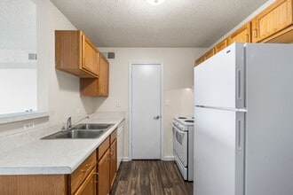 Victory Square 55+ Senior Community in Portsmouth, VA - Building Photo - Building Photo