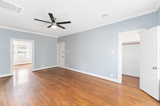 1411 Kipling St, Unit 2 in Houston, TX - Foto de edificio - Building Photo