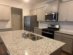 Room in Townhome on Poppy Ct in Buford, GA - Building Photo - Building Photo