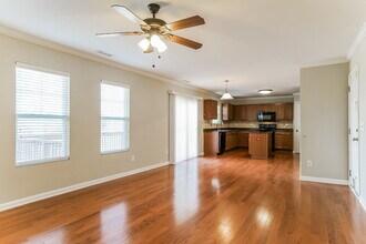 167 Woodcreek Ln in Clayton, NC - Foto de edificio - Building Photo