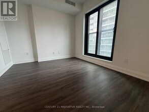 20 Soudan Ave in Toronto, ON - Building Photo - Building Photo