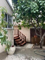 12224 Beverly Blvd in Whittier, CA - Building Photo