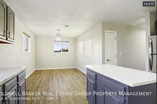 1694 N Silverspring Dr in Appleton, WI - Building Photo - Building Photo