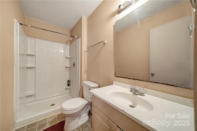 6323 Coach Hill Ln in Charlotte, NC - Building Photo - Building Photo