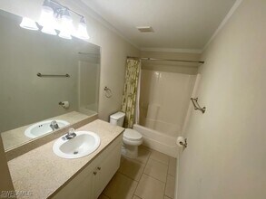 916-918 Ainsworth St W in Lehigh Acres, FL - Building Photo - Building Photo