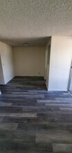 1555 Pohaku St in Honolulu, HI - Building Photo - Building Photo