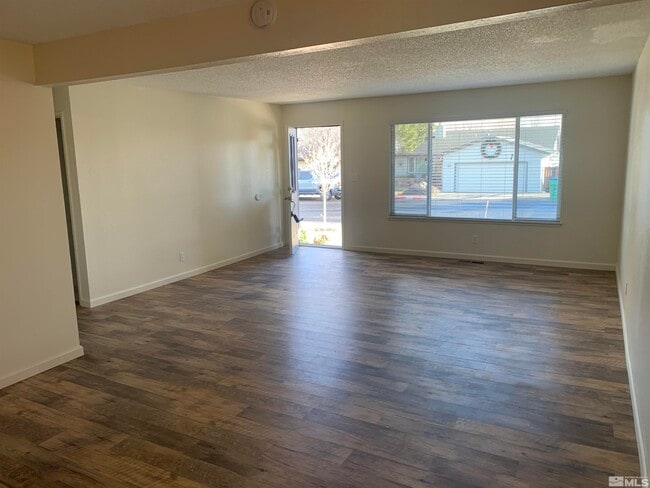 1511 Peavine Rd in Reno, NV - Building Photo - Building Photo