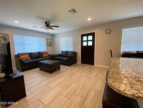 33 N Hobson in Mesa, AZ - Building Photo - Building Photo