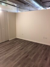 1550 S Blue Island Ave, Unit 711 in Chicago, IL - Building Photo - Building Photo