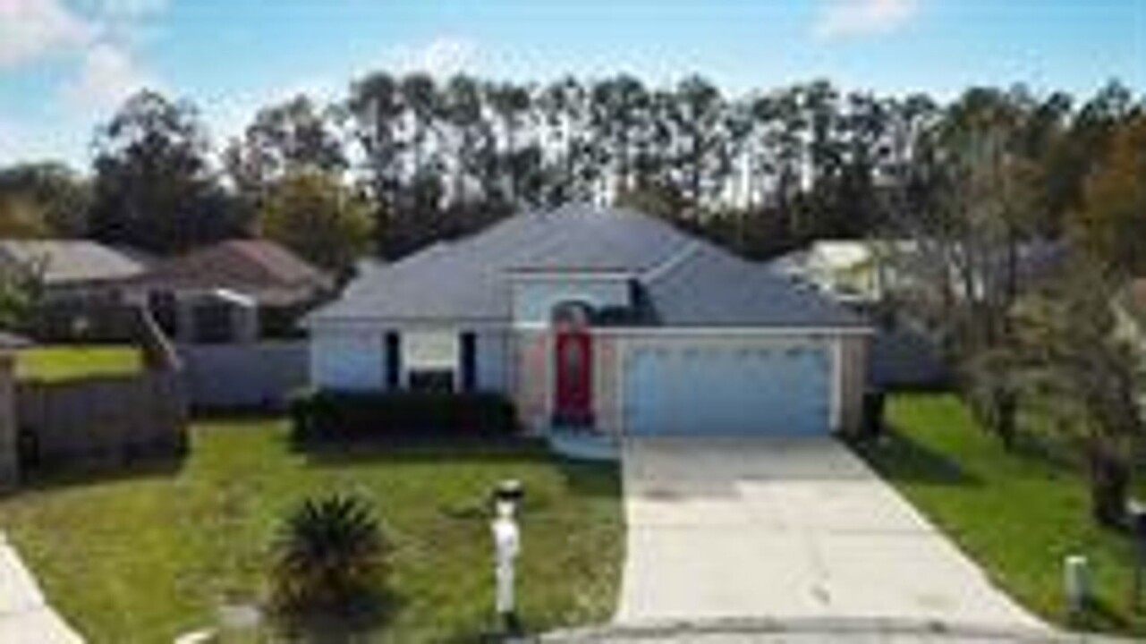 1400 Dog Fennel Ct in Orange Park, FL - Building Photo