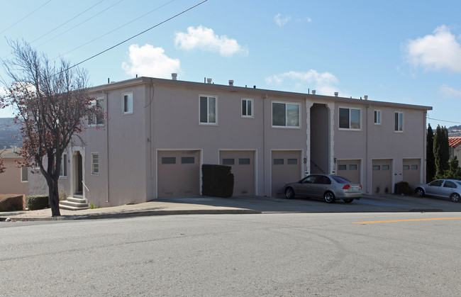 653 Miller Ave in South San Francisco, CA - Building Photo - Building Photo