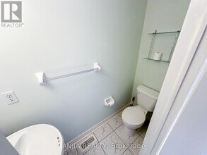 18 Balmano Rd in Markham, ON - Building Photo - Building Photo