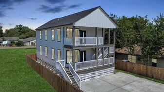 819 E 40th St in Houston, TX - Building Photo