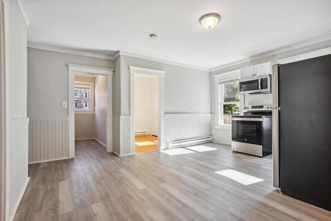 33 Jackson St in Haverhill, MA - Building Photo