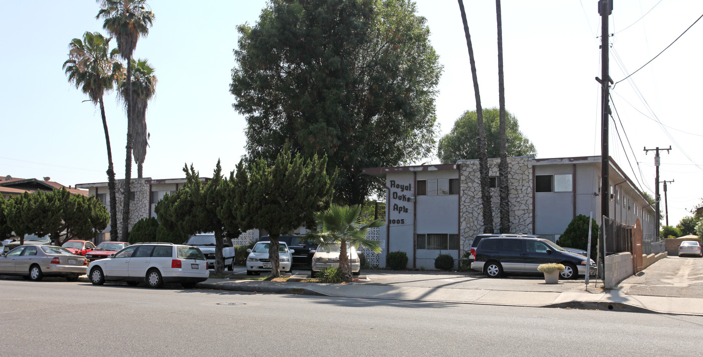 Mount Olive Apartments in Duarte, CA - Building Photo