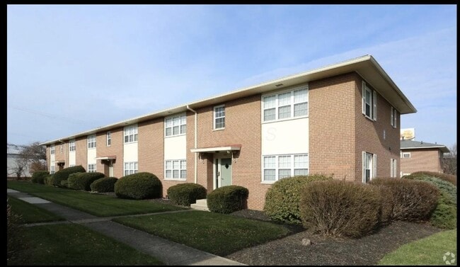 property at 1813 Kenny Rd