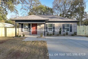103 Joiner Ave in Jacksonville, AR - Building Photo