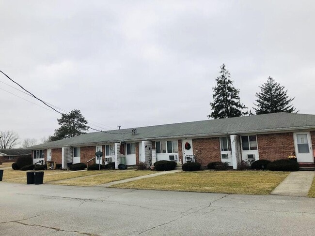 property at 911 W McKay Rd