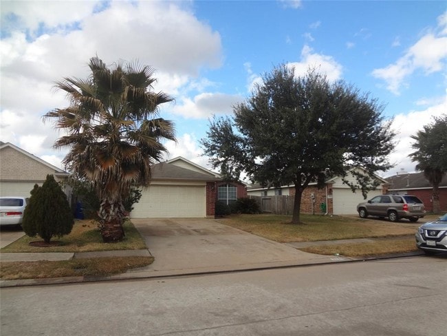 17222 Glenpatti Dr in Houston, TX - Building Photo - Building Photo