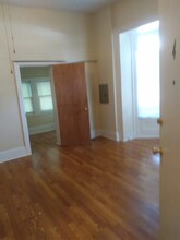 319 N 33rd St-Unit -4 in Philadelphia, PA - Foto de edificio - Building Photo