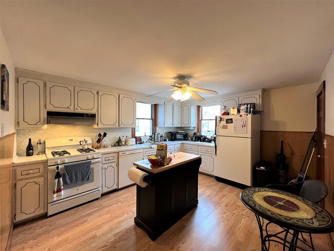 23 Sargent St, Unit 1