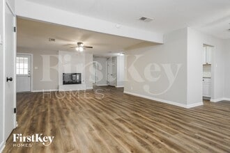 800 W Cheryl Ave in Hurst, TX - Building Photo - Building Photo