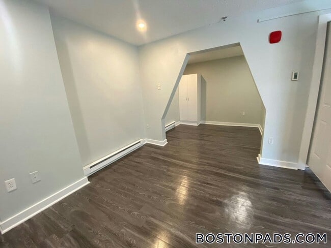 76 Franklin St in Worcester, MA - Foto de edificio - Building Photo