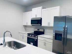 9908 Starling Dr in Pensacola, FL - Building Photo - Building Photo