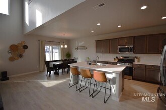 19241 Red Eagle Wy, Unit 1721 in Caldwell, ID - Building Photo - Building Photo