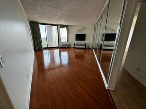 5320 N Sheridan Rd in Chicago, IL - Building Photo - Building Photo