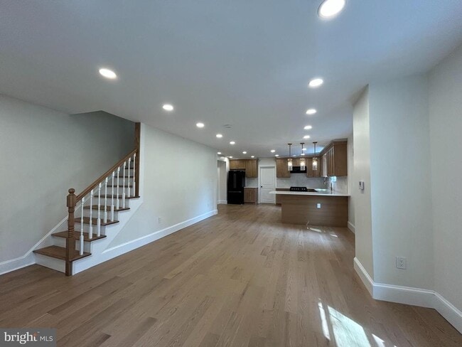 5 Locust St in West Chester, PA - Building Photo - Building Photo