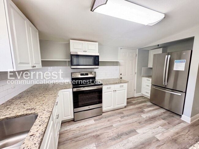 10115 N Ashley St in Tampa, FL - Building Photo - Building Photo