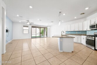 20819 N 40th Dr in Glendale, AZ - Building Photo - Building Photo