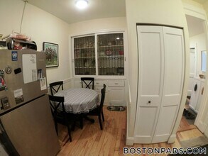 1463 Beacon St, Unit 21 in Brookline, MA - Building Photo - Building Photo