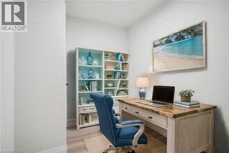 153 Wilson St W in Ancaster, ON - Building Photo - Building Photo