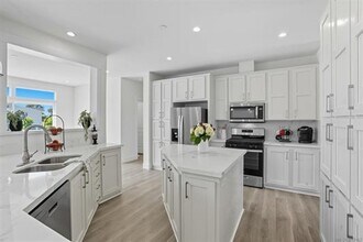 2080 Curtis Dr in Vista, CA - Building Photo - Building Photo