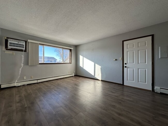 property at 910 33rd Ave