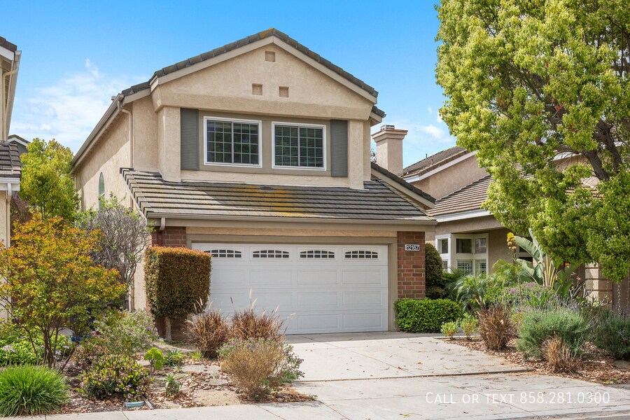 12167 Via Milano in San Diego, CA - Building Photo