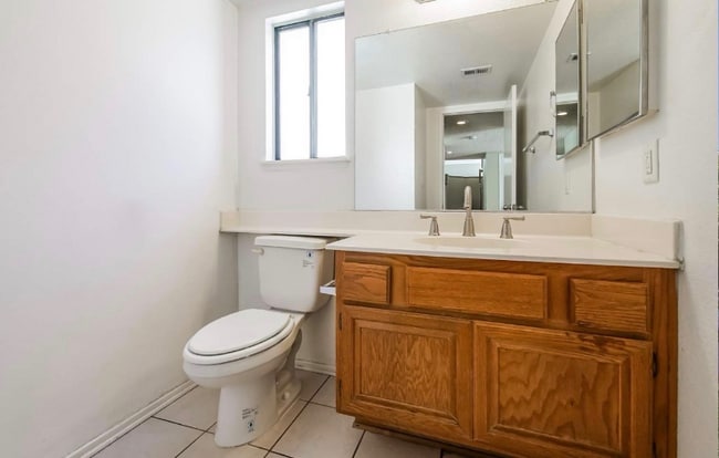 4540 Grandview Dr in Palmdale, CA - Building Photo - Building Photo