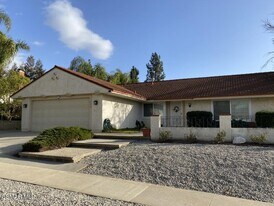652 Harper St in Simi Valley, CA - Building Photo