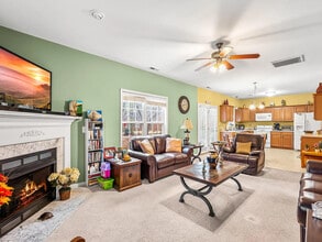 412 Star Ruby Dr in Knightdale, NC - Building Photo - Building Photo