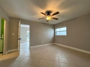 148 174th Terrace E in Redington Shores, FL - Building Photo - Building Photo