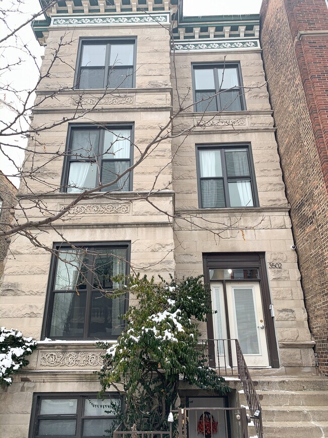property at 3502 N Sheffield Ave