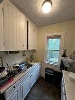 33 Stone Ave, Unit 1R in Somerville, MA - Building Photo