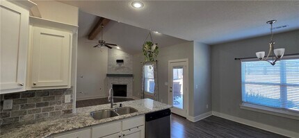 511 Captain Stockton St in Prairie Grove, AR - Building Photo - Building Photo