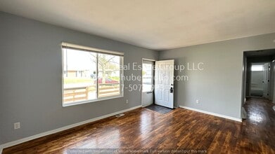 3325 Danbury Crossroad St in Lansing, MI - Building Photo - Building Photo
